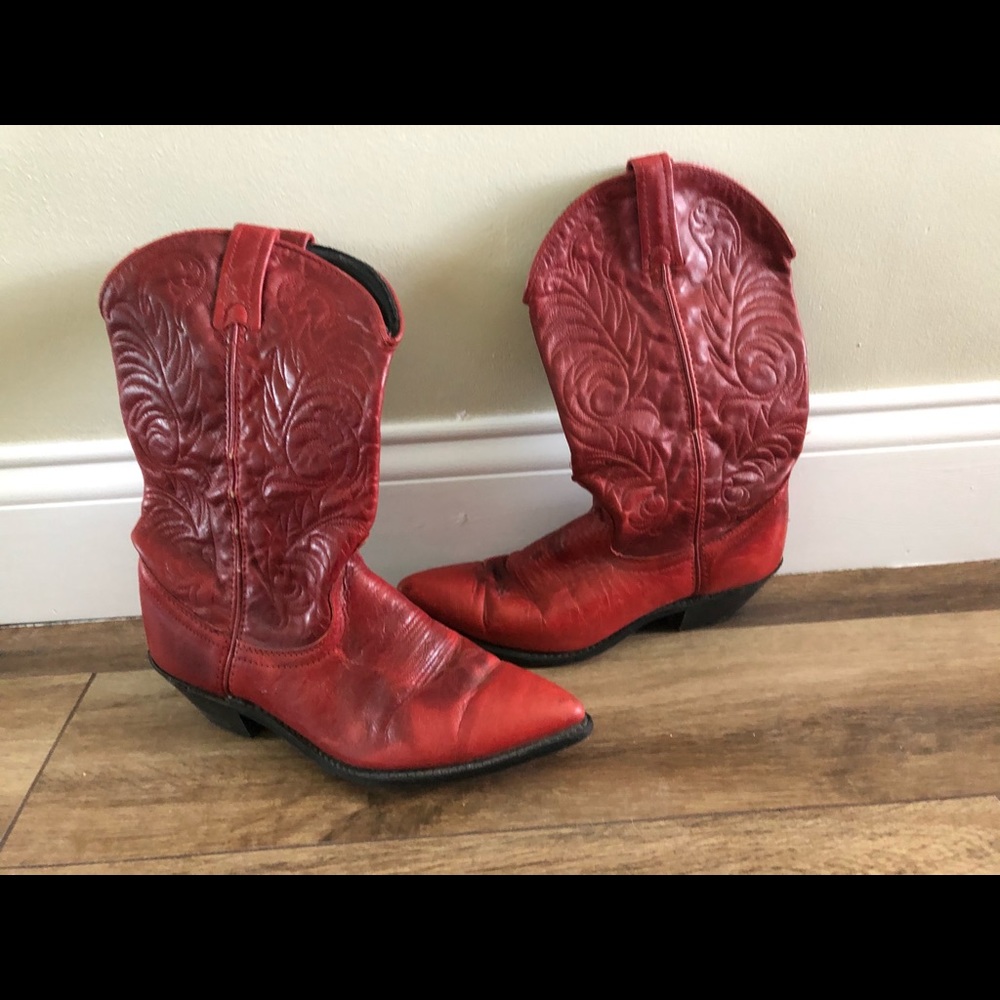 Red cowgirl boots